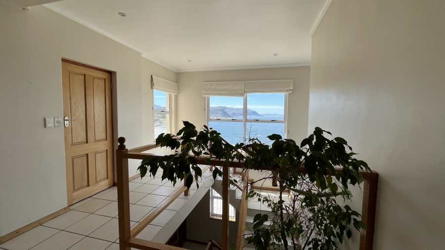3 Bedroom Property for Sale in Simons Kloof Western Cape